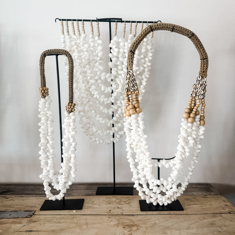 Solana Shell Necklace on Stand | Round Shell