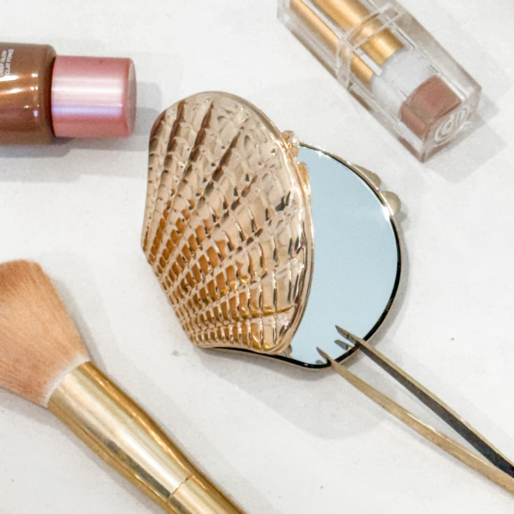 Shell Compact Mirror
