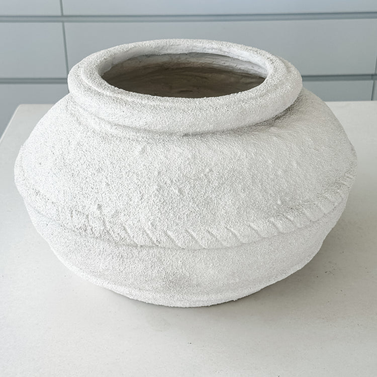 Rovenna Composite Vase