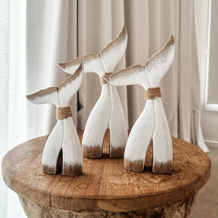 Coastal Whale Tail Decor – Natural
