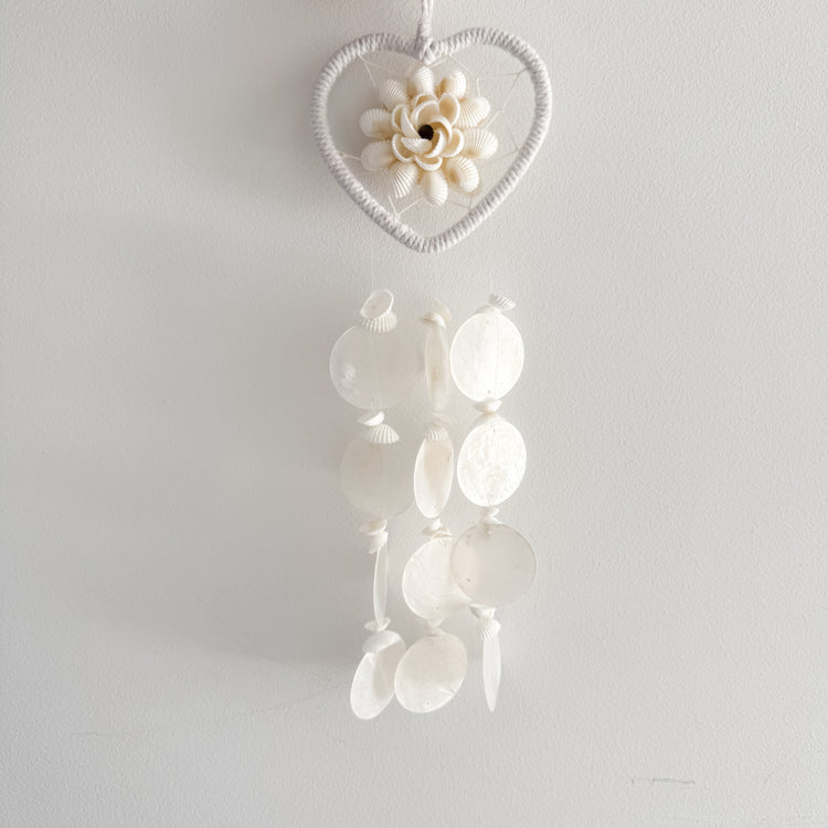 White Heart Shell Chime