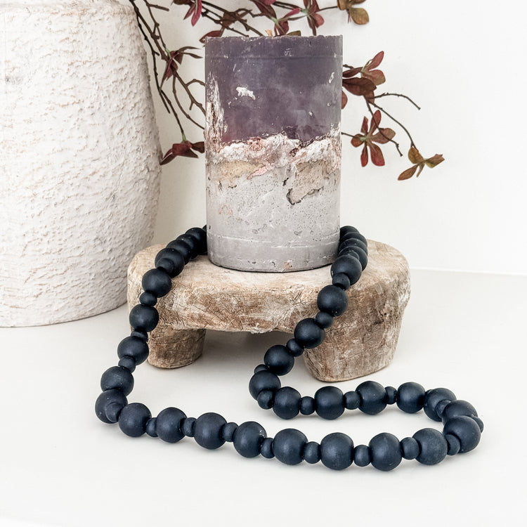 Noir Timber Bead Necklace