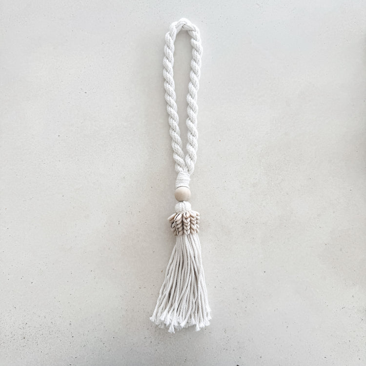 Shell Detail Tassel