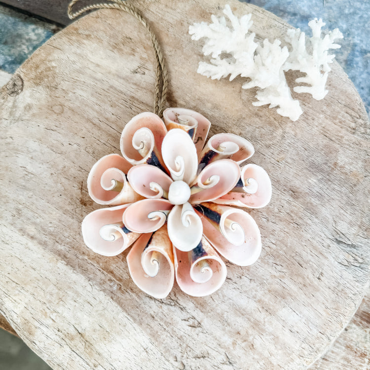 Coral Bloom Shell Hanging