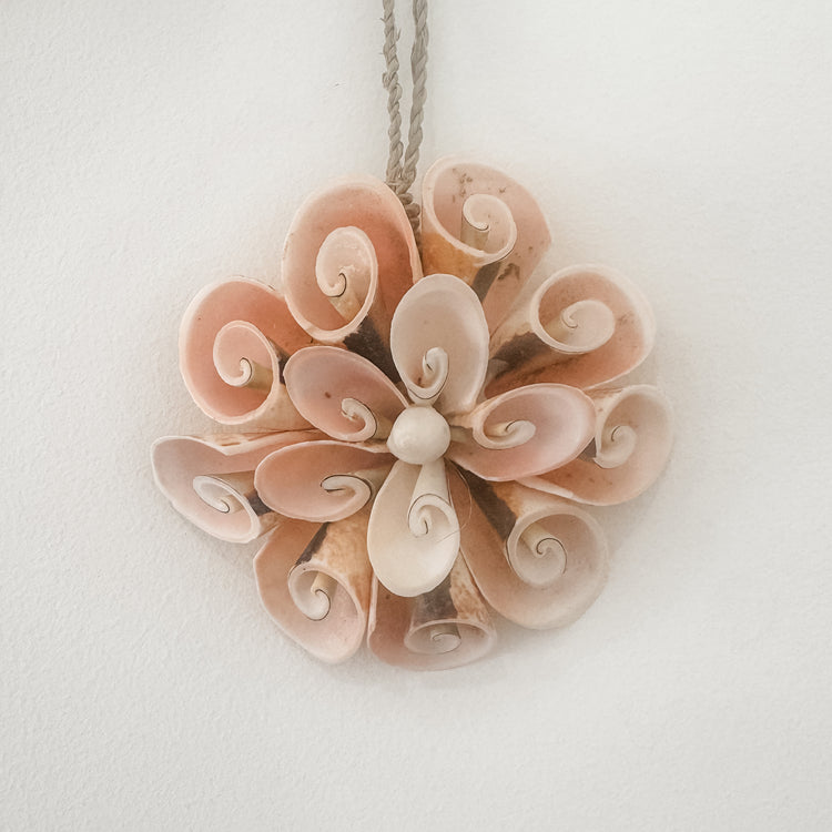 Coral Bloom Shell Hanging