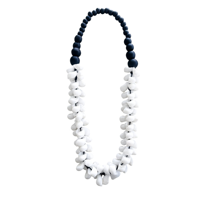 Black & White Shell Necklace