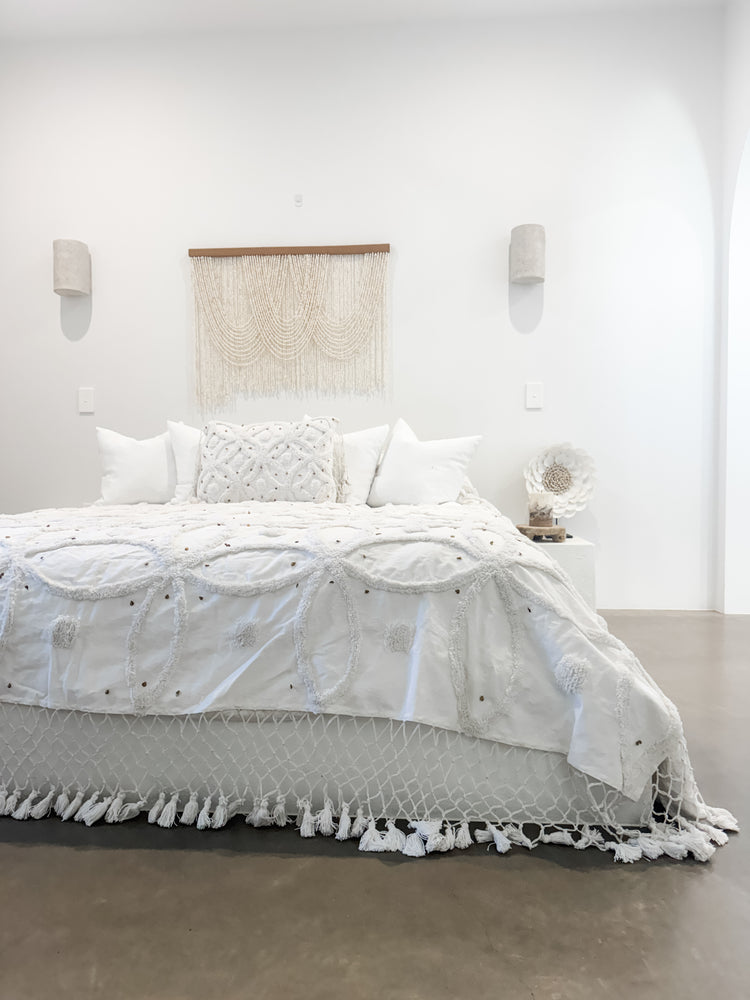 Coastal Cascade Wall Hanging | Conch Shell