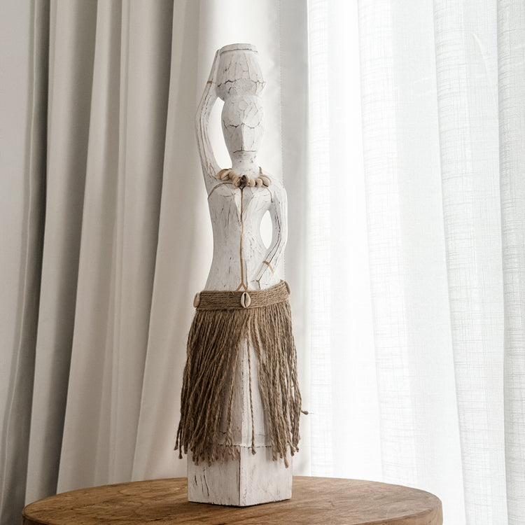 Coastal Island Tribal Lady Statue – Whitewash