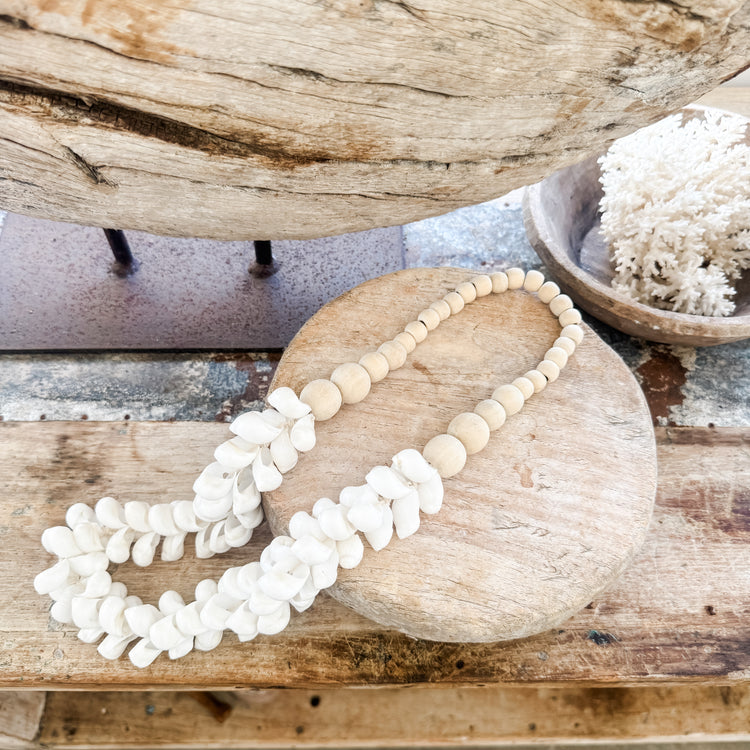 Natural & White Shell Necklace