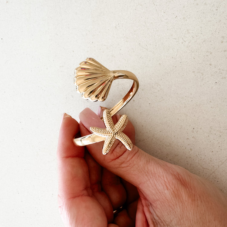 Coastal Gold Napkin Ring – Starfish & Seashell Design Preorder