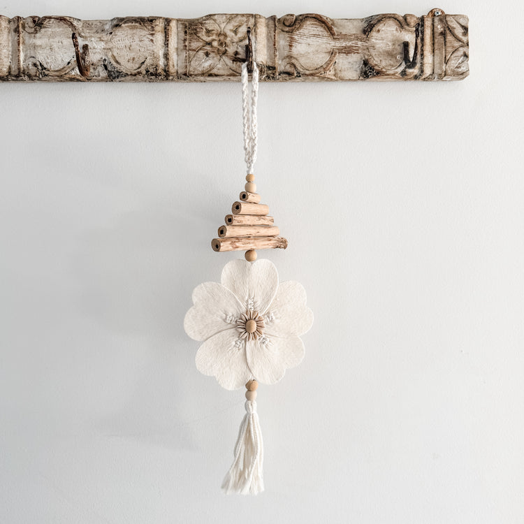Flower & Driftwood Wall Hanging