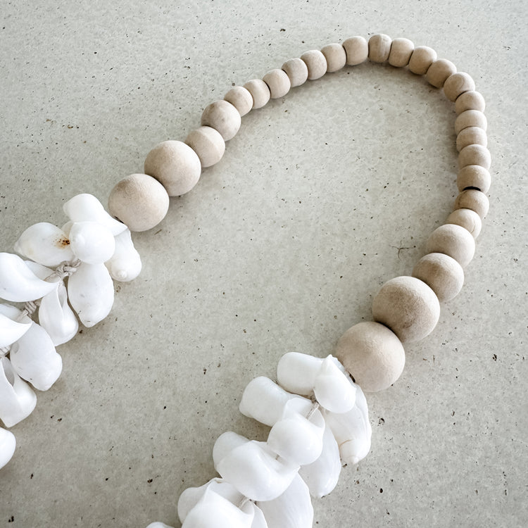 Natural & White Shell Necklace