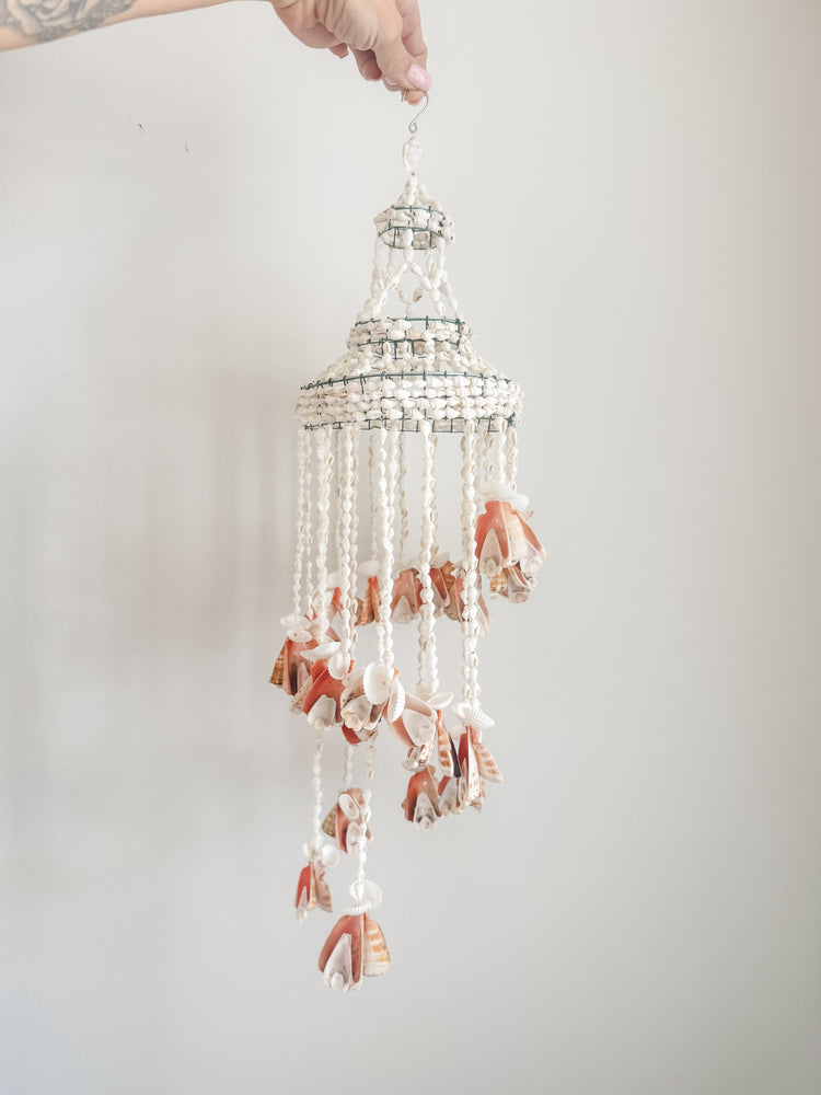 Island Bloom Shell Windchime