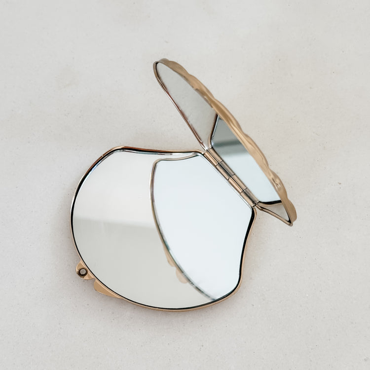 Shell Compact Mirror
