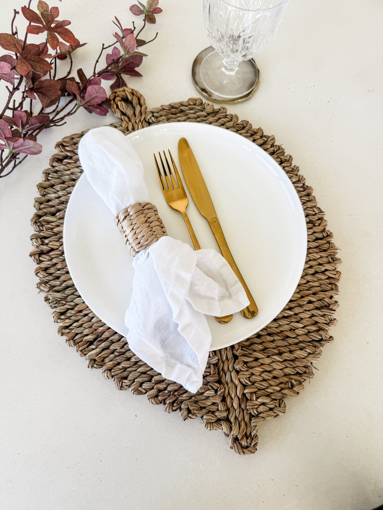 Handwoven Leaf Placemats & Wall Hanging – 48x35cm