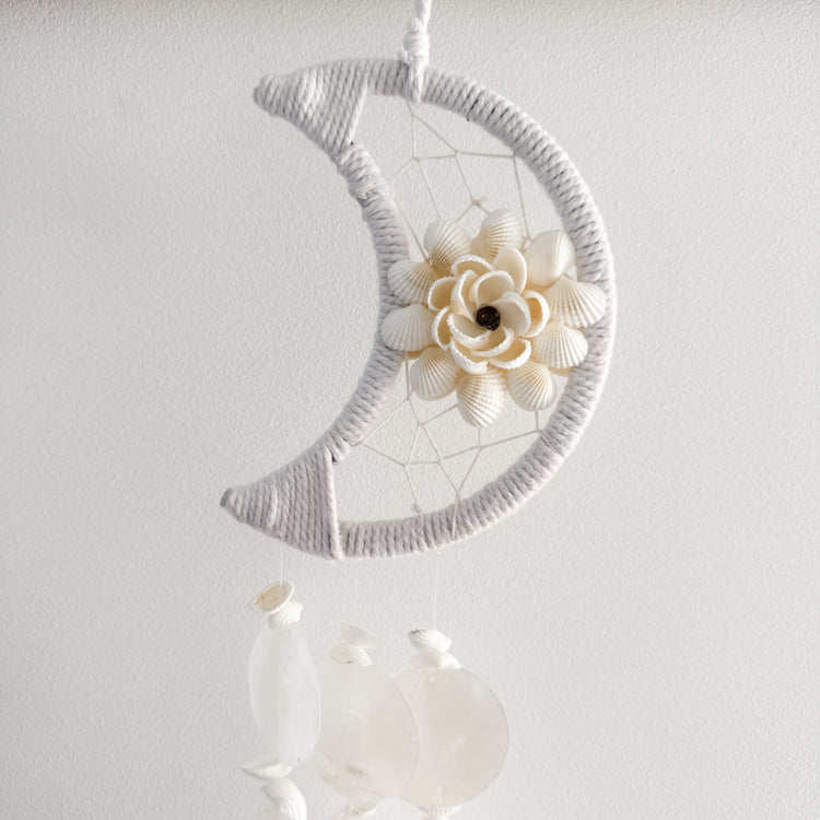 Moonlight Shell Chime