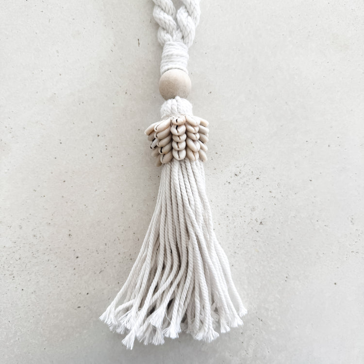 Shell Detail Tassel