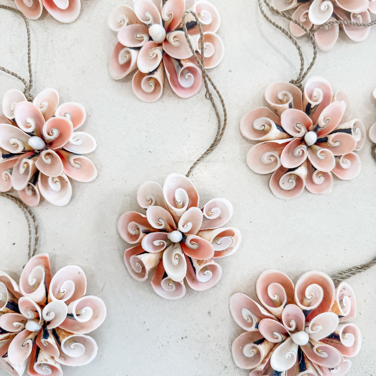 Coral Bloom Shell Hanging
