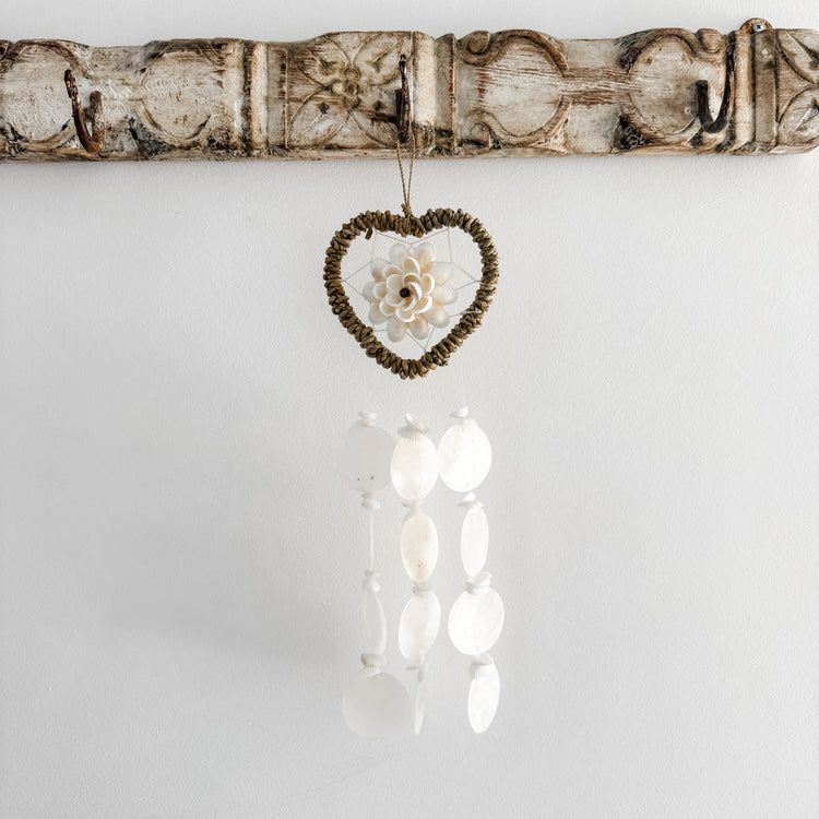 Rustic Heart Shell Chime