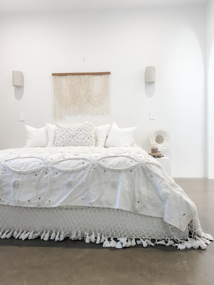 Coastal Cascade Wall Hanging | Conch Shell