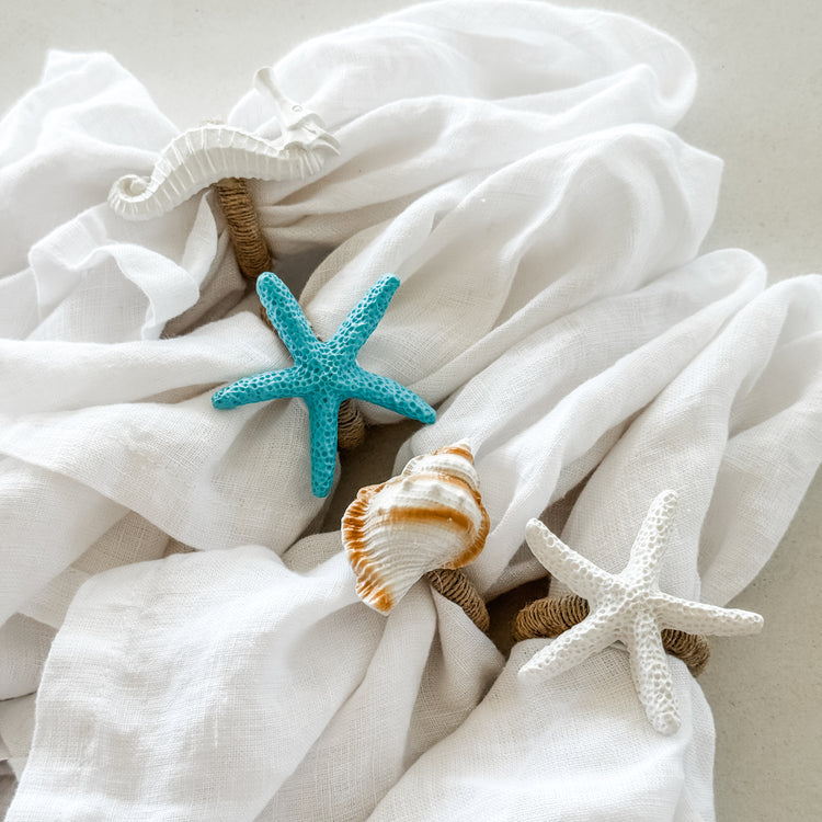 Coastal Charm Napkin Ring Set – Starfish, Seahorse & Shell (Set of 4)