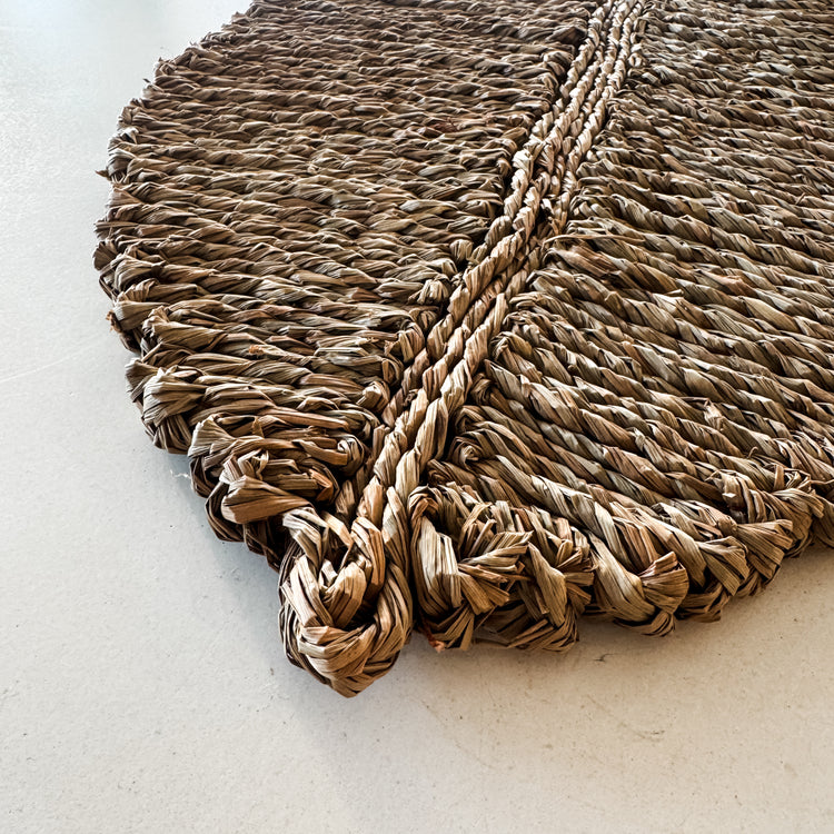 Handwoven Leaf Placemats & Wall Hanging – 48x35cm