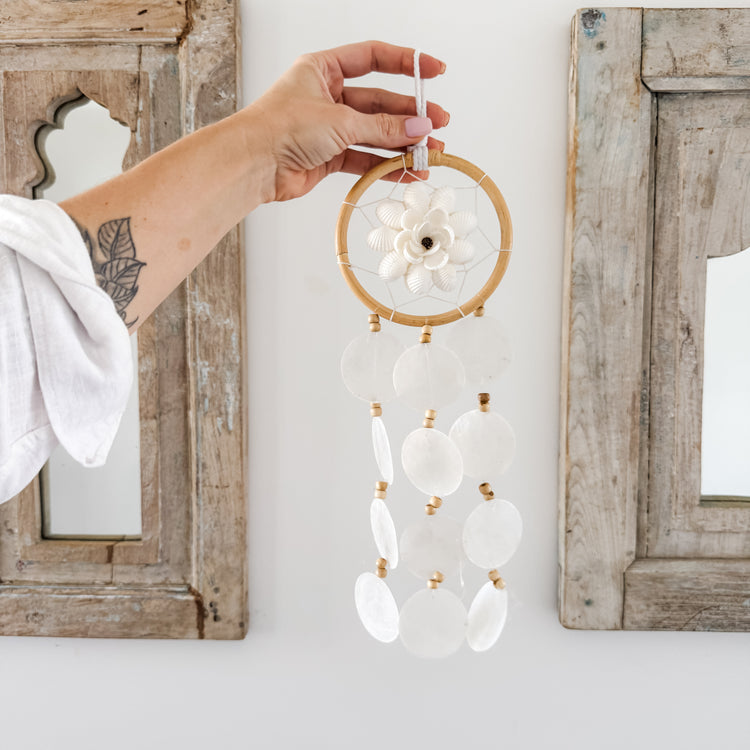 Golden Circle Shell Chime