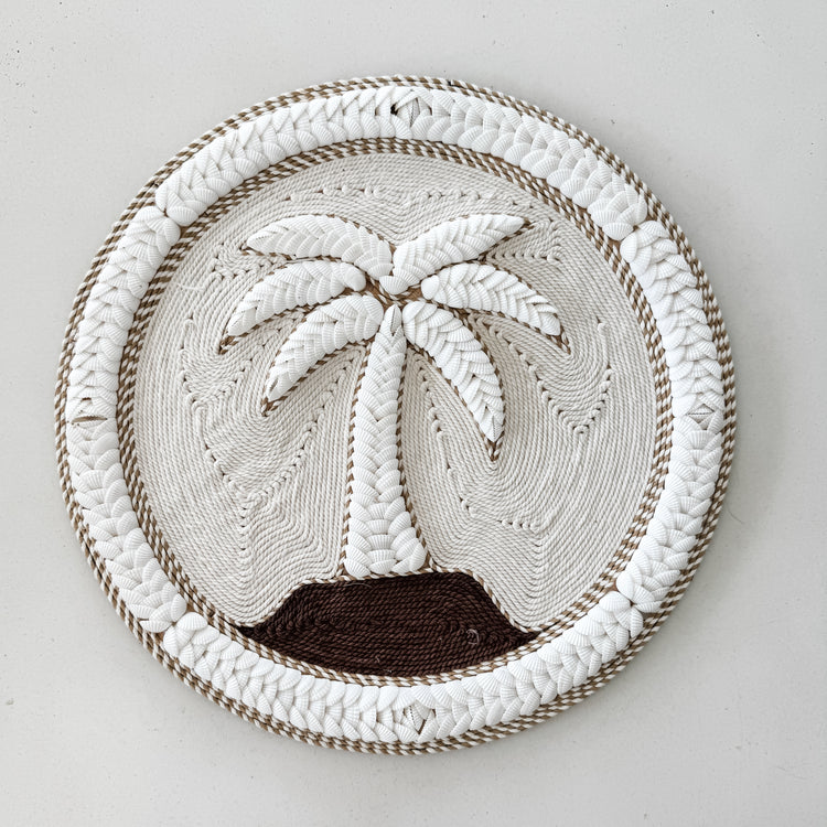 Palm Cove Shell & Rope Wall Hanging – 40cm