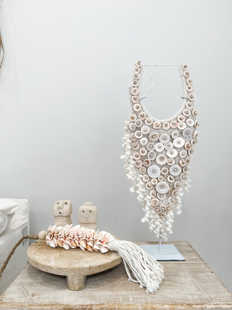 Blush Shell Wall Tassel
