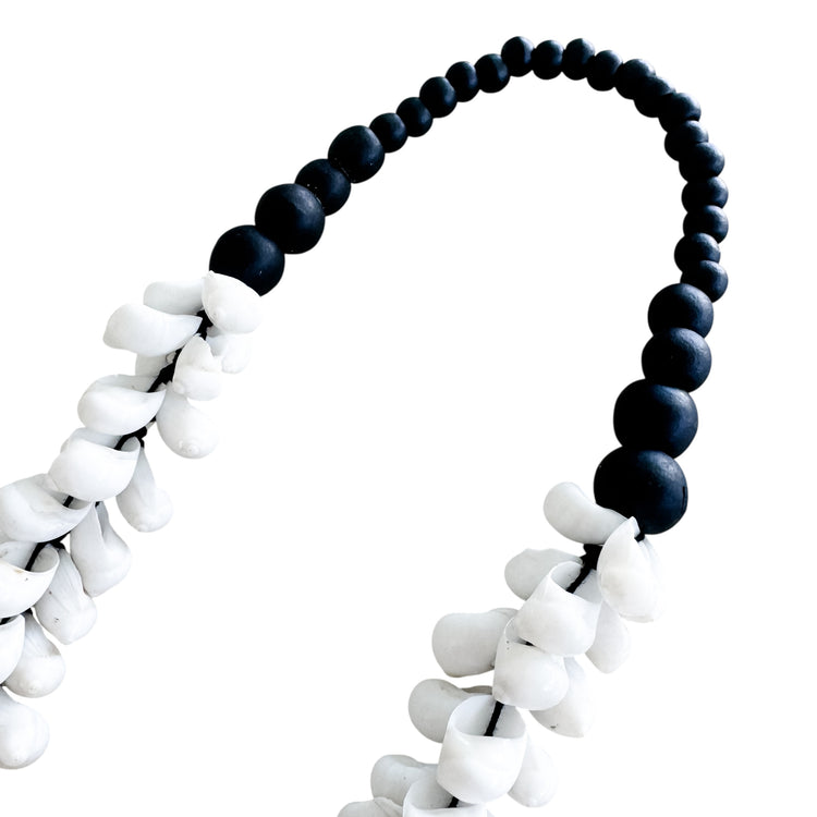 Black & White Shell Necklace
