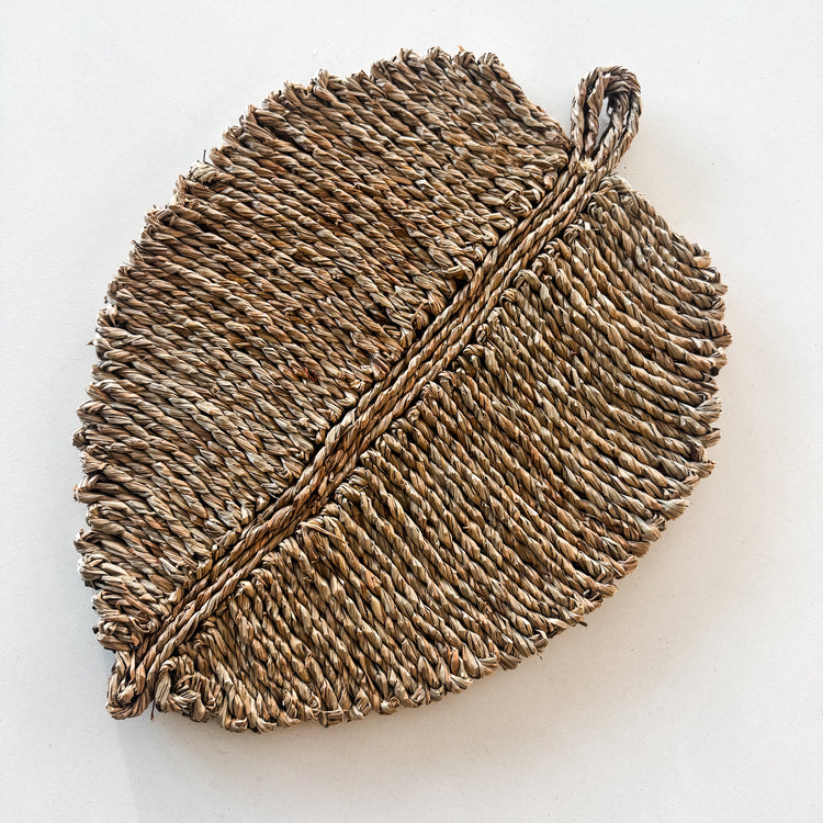 Handwoven Leaf Placemats & Wall Hanging – 48x35cm