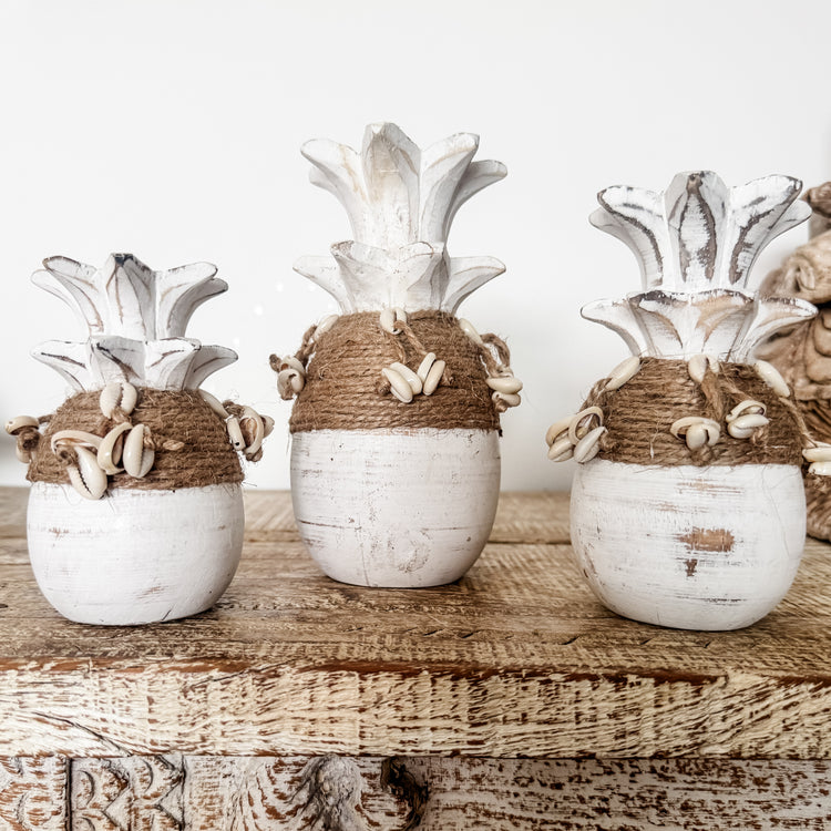Coastal Cowrie Pineapple Decor Set