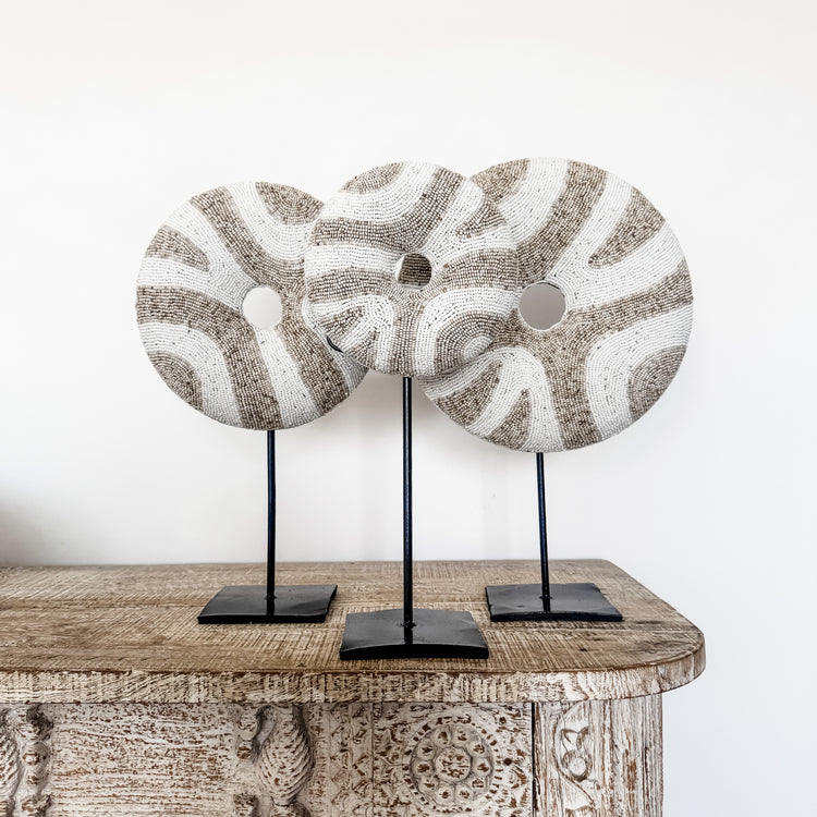 Wave Path Beaded Disc Stand