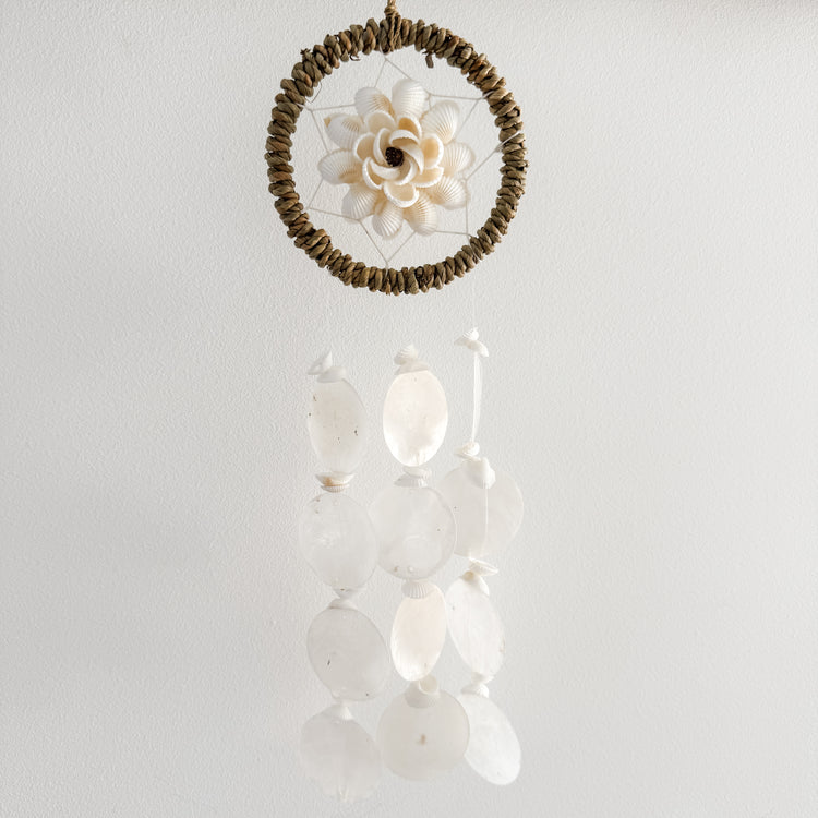 Rustic Circle Shell Chime