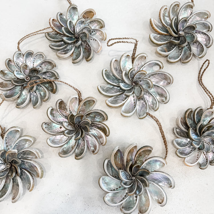 Natural Abalone Blossom Wall Hanging – 16cm