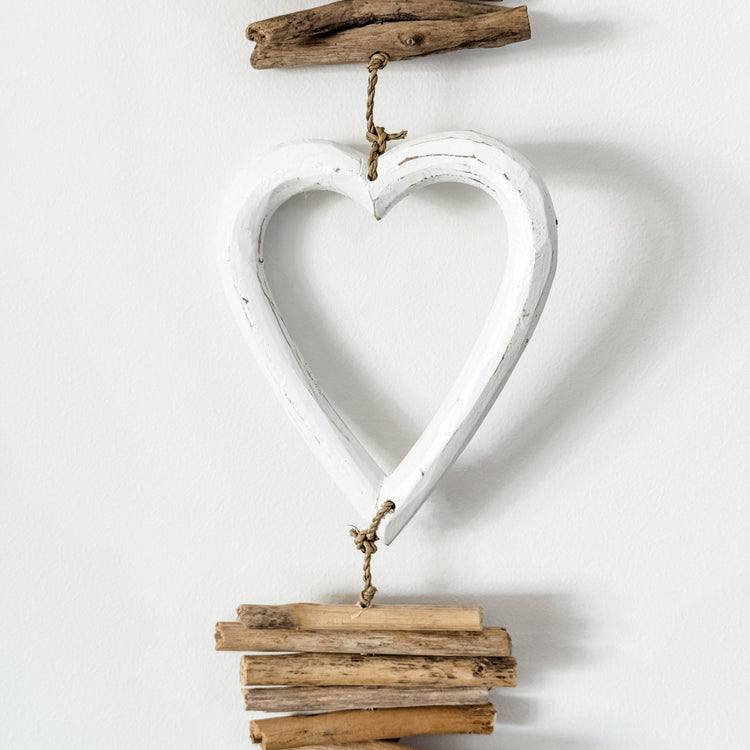 Driftwood Hearts Hanging Preorder