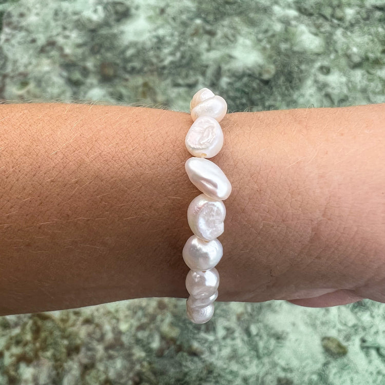Freshwater Pearl Bracelet | Willow & the Waves Collection