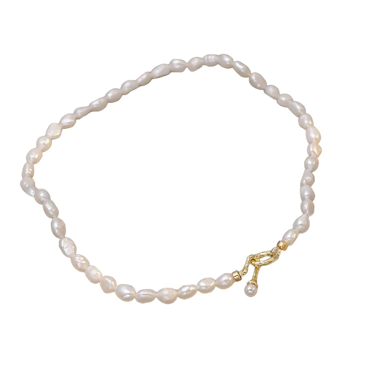 Freshwater Pearl Necklace | Willow & the Waves Collection