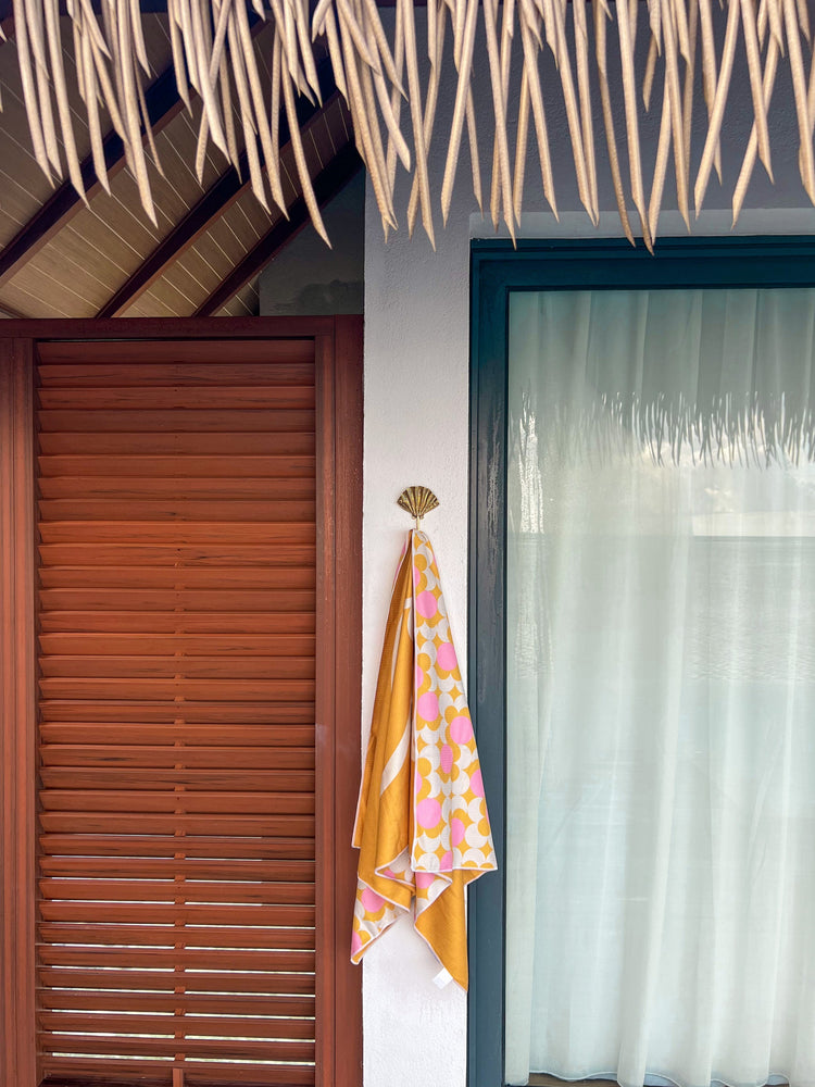 Good Vibes Towel | Retro Dot | Willow & the Waves Collection