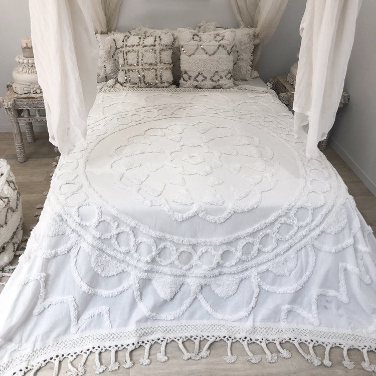 Halayah ‘Sanctuary’ Throw Bohemian Style