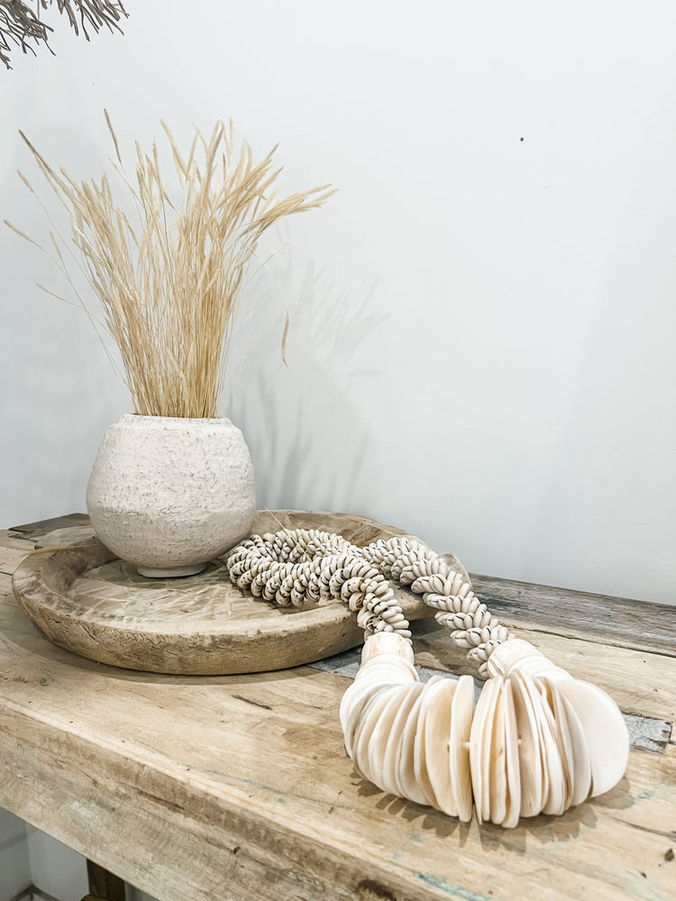Cove Decorative Shell Necklace