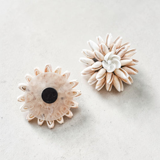 Soft Blush Petal Shell Magnet