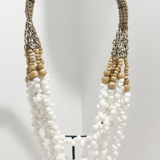 Solana Shell Necklace on Stand | Round Shell