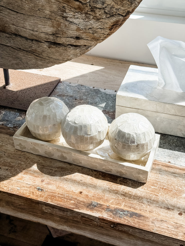 Shiloh Inlay Deco Ball – 8 cm Ivory