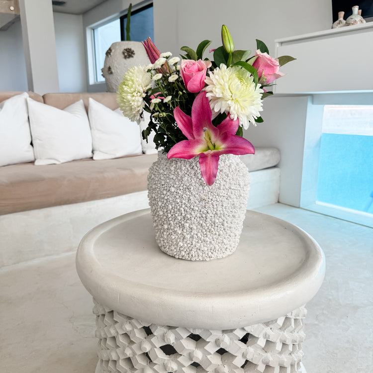 Reina Resin Pot - White