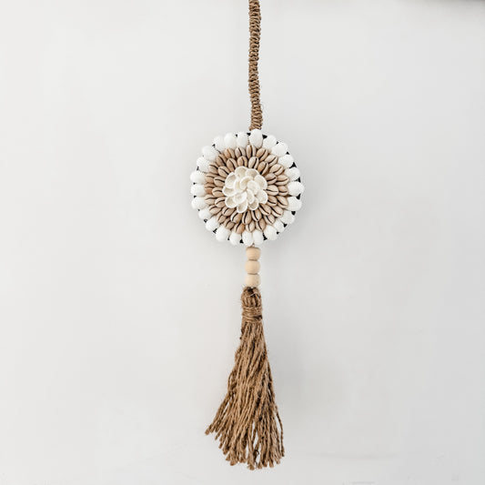 Shell Bloom Tassel Hanging – Neutral