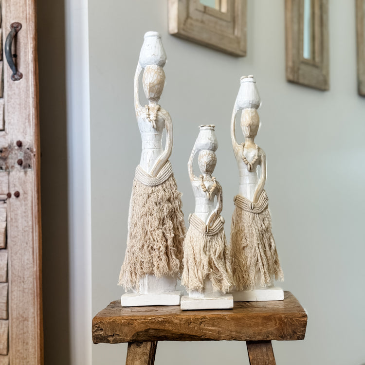 Coastal Island Tribal Lady Statue – Natural