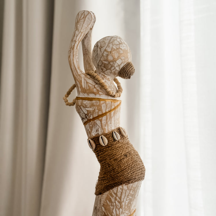 Coastal Island Tribal Lady Statue – Shell Belt