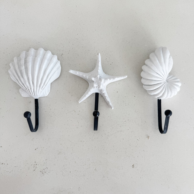 Coastal Shell Trio – Resin Wall Hook Set (3)