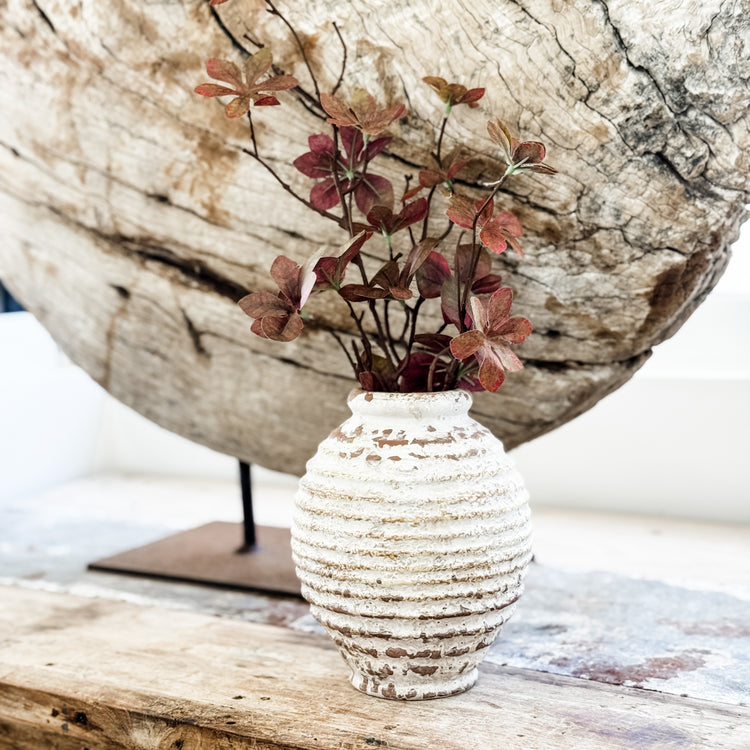 Textured Terracotta Bud Vase – 16.5×13cm